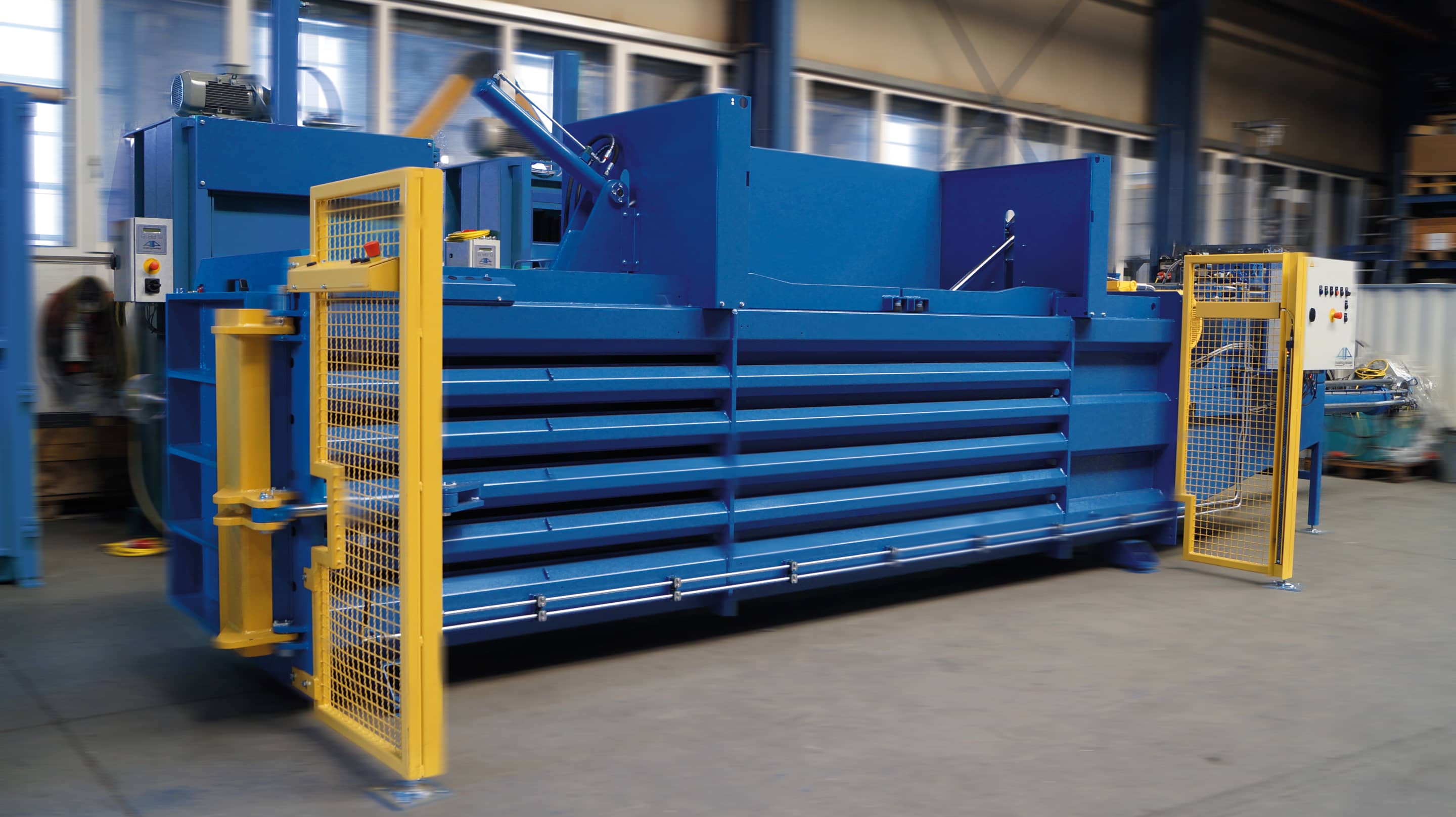 Horizontal baler AP with light barriers Austropressen