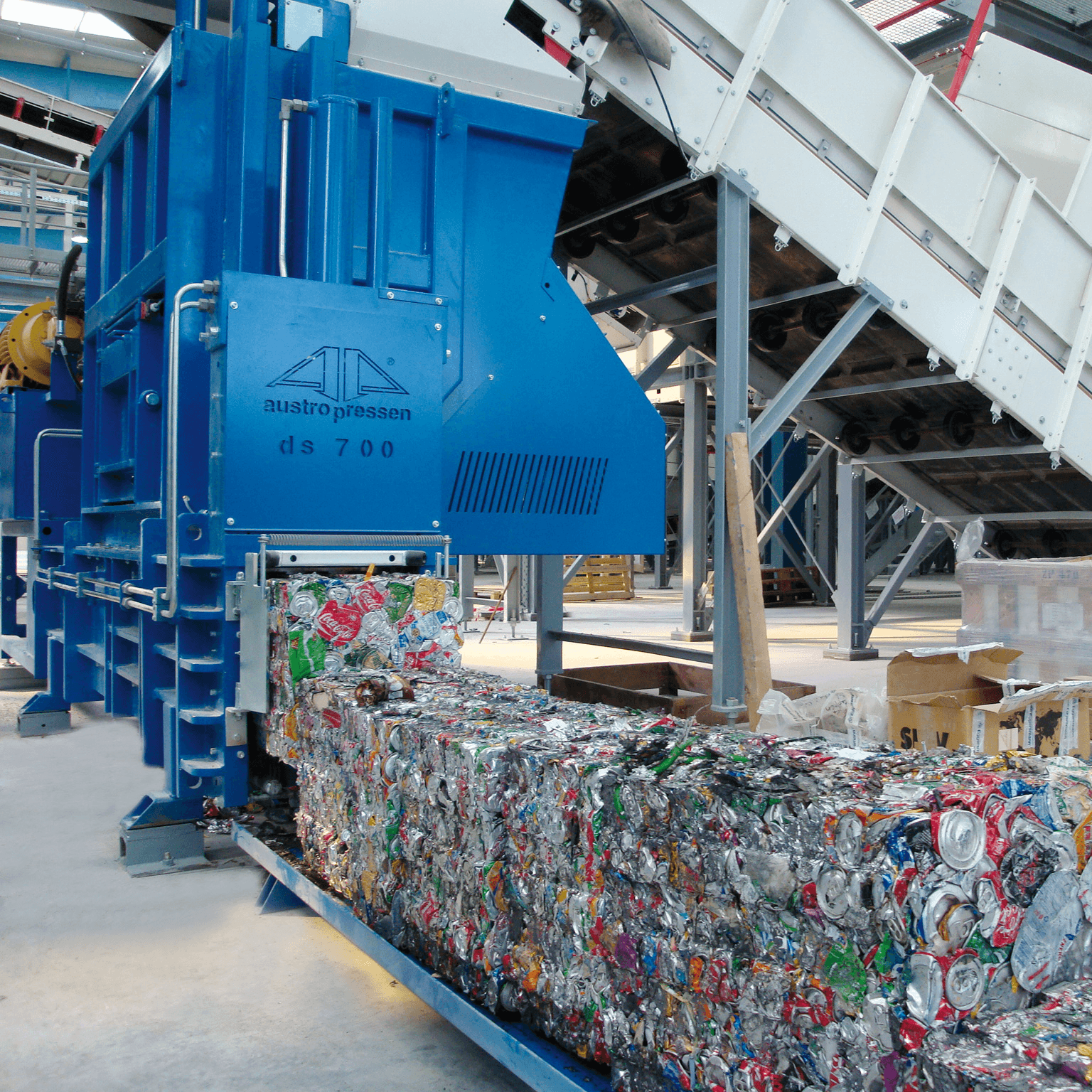 Austropressen can and scrap baler DS-A