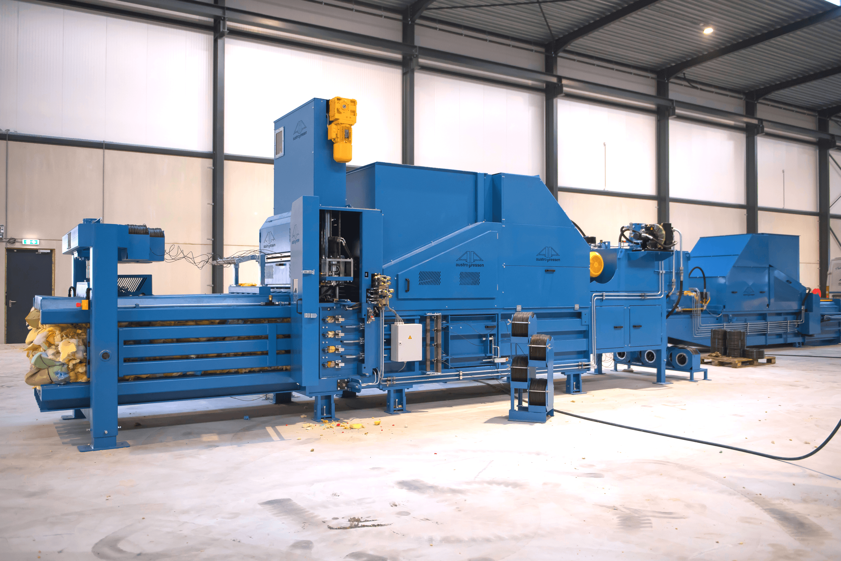 Schaumstoffpresse APK-F für effizientes Matratzen-Recycling