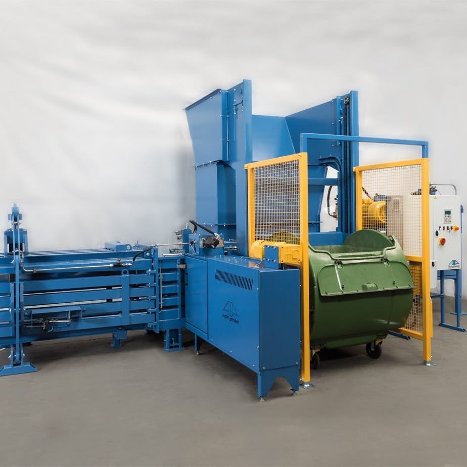 Channel Baler APK-C with tipping device
