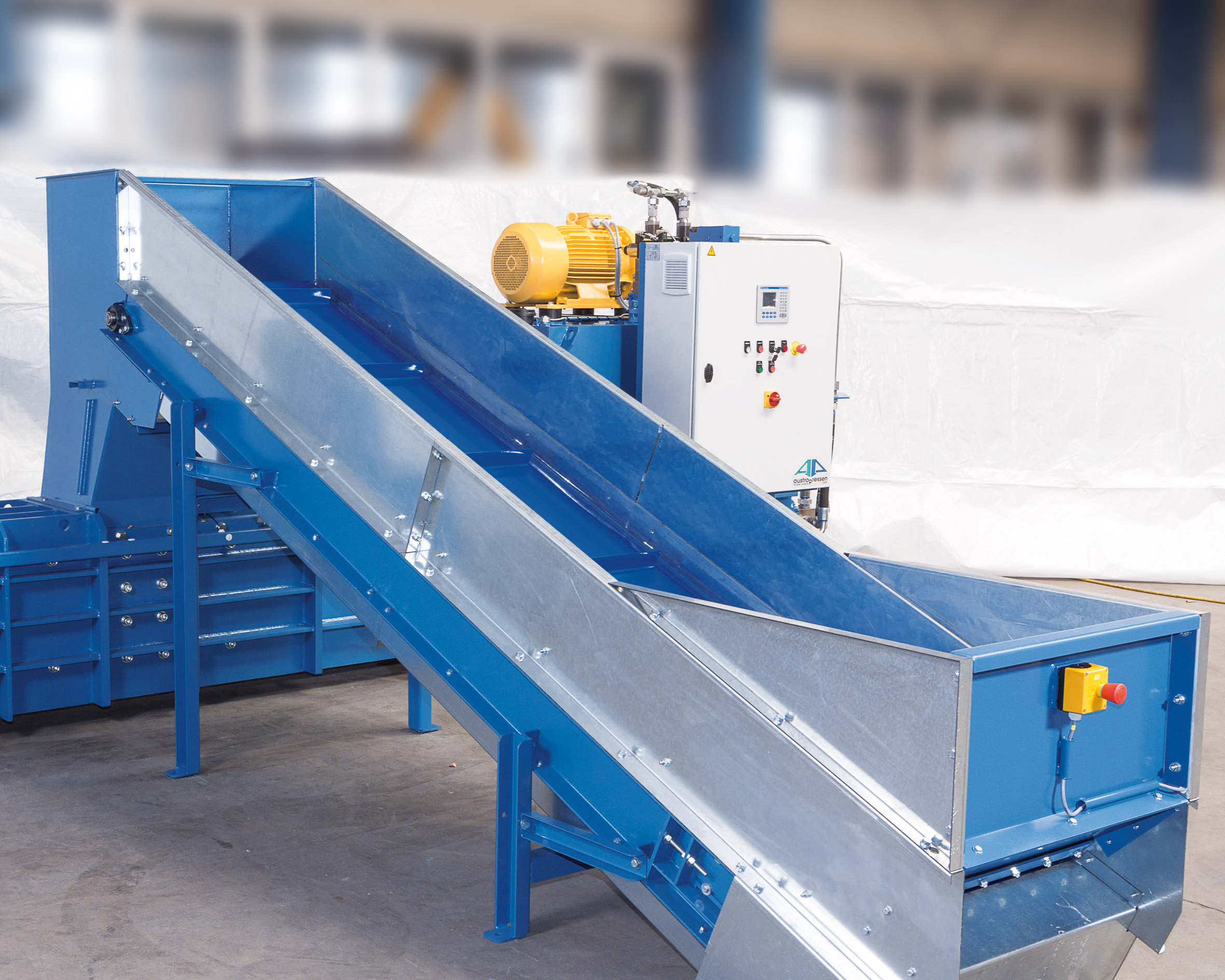 Conveyor for can baler DS-A 680