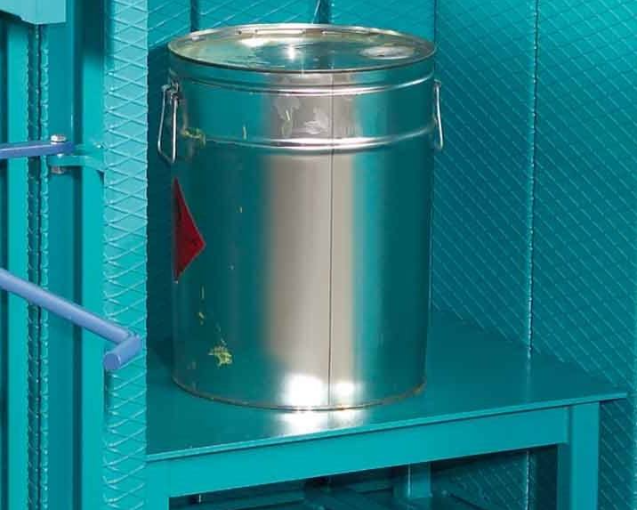 Austropressen vertical baling press Kompakt cans barrels metal containers